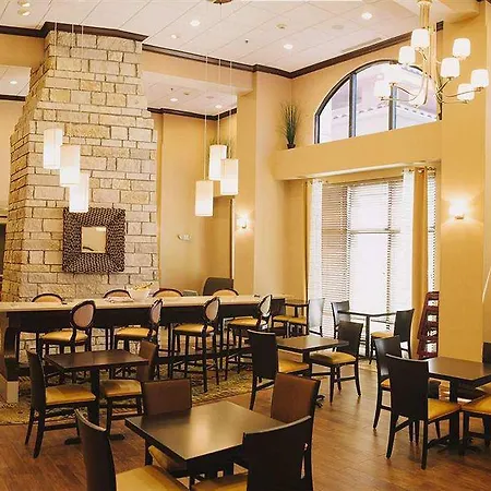 Hampton Inn & Suites Legacy Park-Frisco 