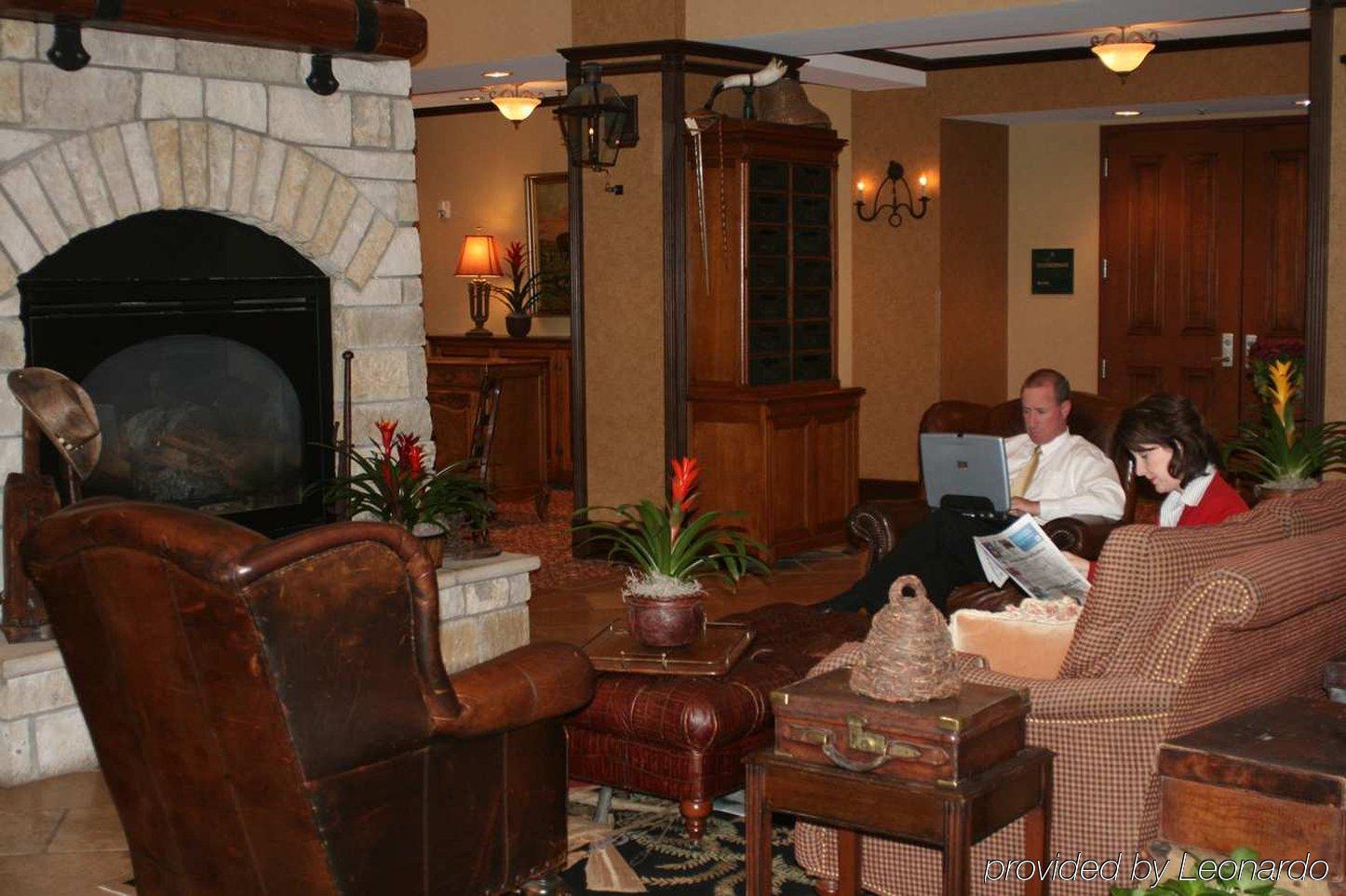 Hotel Hampton & Legacy Park-frisco 3*
